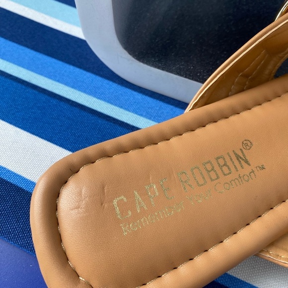 Nude cognac square toe cross cross gold chain hardware flat slide sandals - Picture 9 of 11